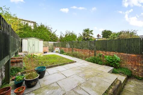 Old Shoreham Rd, BN41 (20).jpg