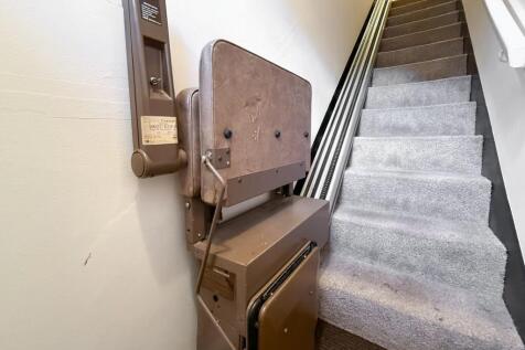 Staircase with Lift