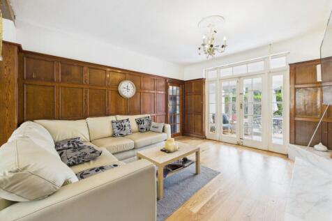 Open plan Lounge Dining Room