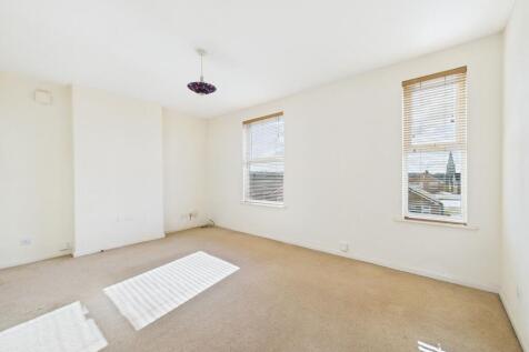 Lounge (First Floor Maisonette)
