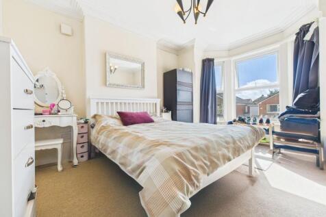 Bedroom (Ground Floor Maisonette)