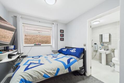 Bedroom Four (Ground Floor)