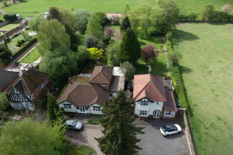 Drone of Plot