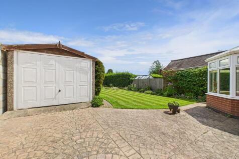 Garage and Rear Garden