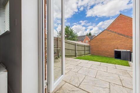 Lounge onto Rear Garden