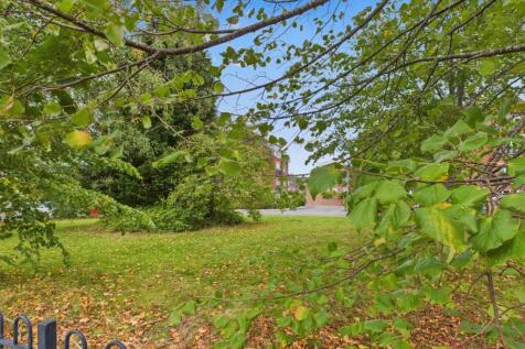 Communal Green