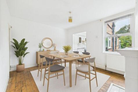 Dining Room (Virtually Furnished)