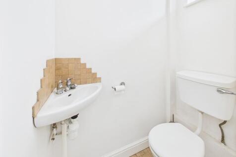Ground Floor Wc
