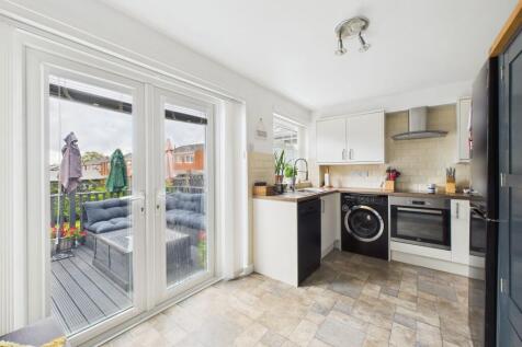 Dining/Kitchen