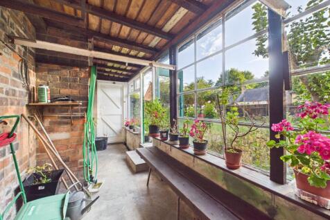 Rear Lobby/Lean-to