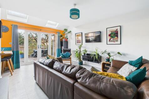 Open Plan Living/Kitchen