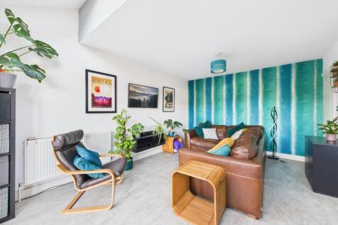 Open Plan Living/Kitchen