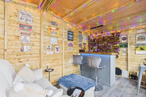 Outbuilding (Current Bar)