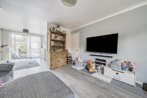 Living Room/Dining Room