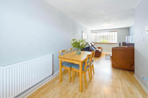 Lounge / Dining Room