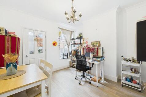 Dining/Sitting Room