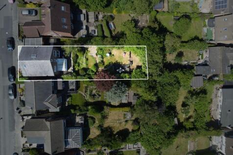 Drone of Plot