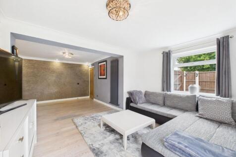 Double Sized Lounge
