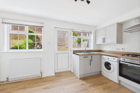 Dining/Kitchen