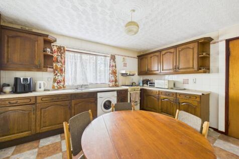Dining/Kitchen