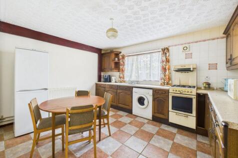 Dining/Kitchen