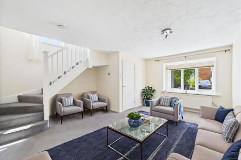 Lounge (Virtually Furnished)