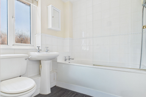Bathroom (Virtually Enhanced)