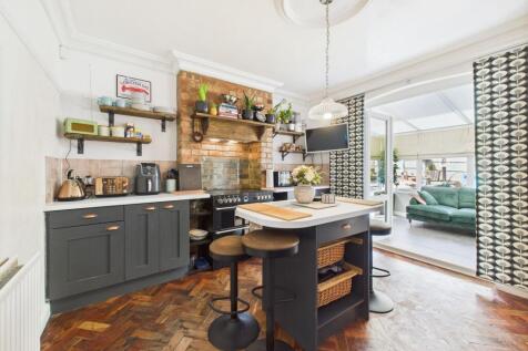 Breakfast Kitchen