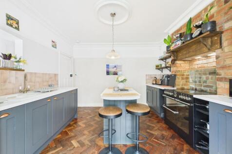 Breakfast Kitchen