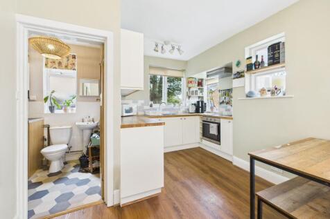 Dining Kitchen and Wc