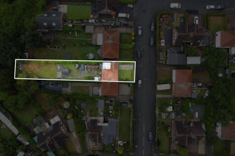 Drone of Plot