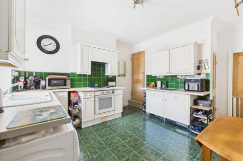 Dining/Kitchen