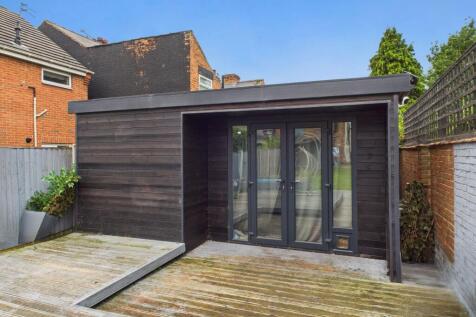 Office/Studio Outbuilding