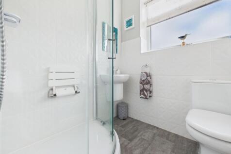 Shower-Room