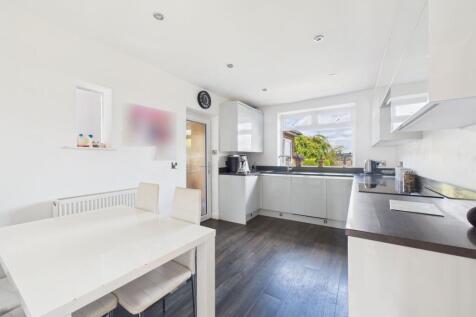 Dining/Kitchen