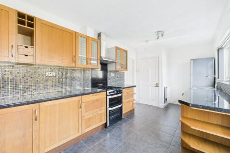 Dining/Kitchen
