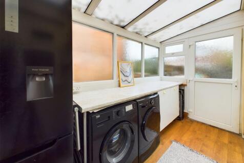 Side Porch/Utility
