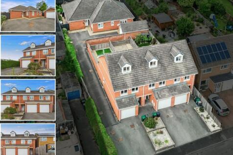 Deep Furrow Avenue (3x Townhouse and 1 Bungalow)