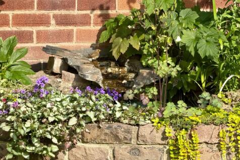 Rear garden feature