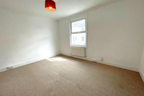 Bedroom 1 wide.jpg