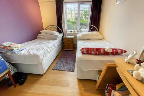 Bedroom 2.jpg