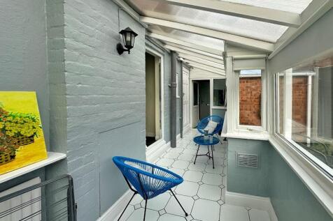 VERANDAH