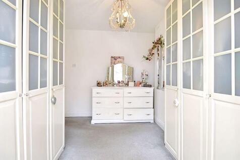 DRESSING AREA
