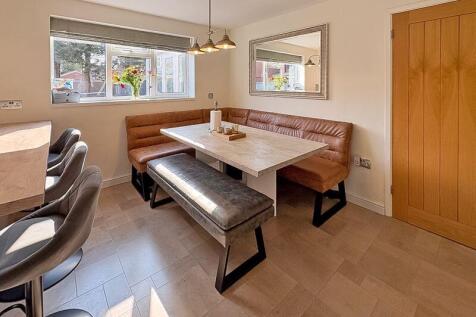 BREAKFAST ROOM