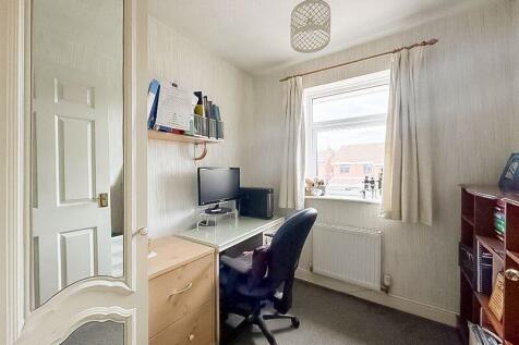 BEDROOM FIVE