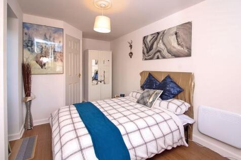 DOWNSTAIRS BEDROOM