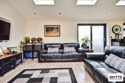 SITTING AREA