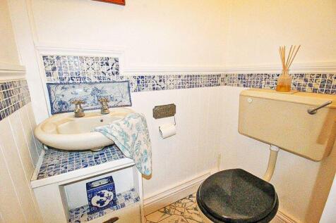 DOWNSTAIRS WC