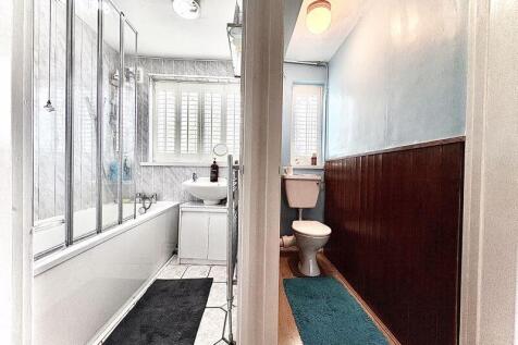 BATHROOM AND WC