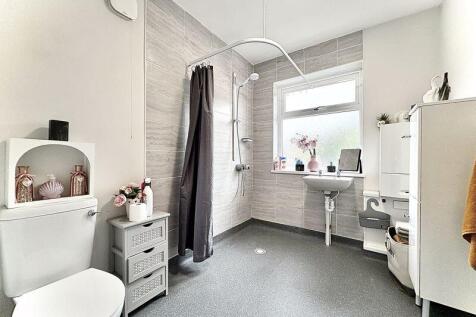 WET ROOM